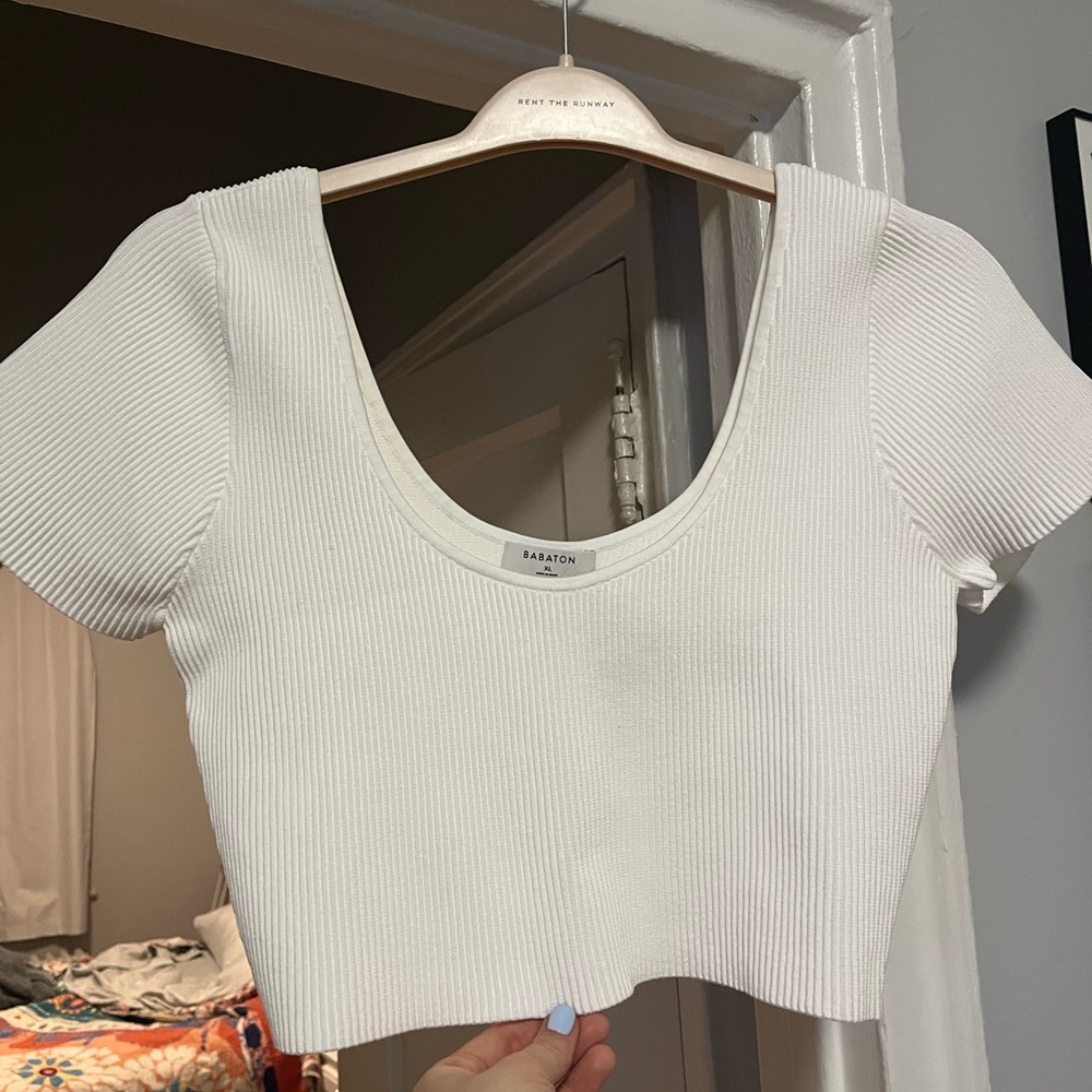 Aritzia Babaton Ribbed Scoop Neck Crop Top - Off-White/Cream